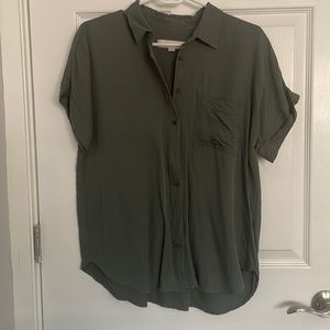 NWOT Loft Green Short Sleeve Button Down